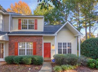 10170 Forest Landing Dr, Charlotte, NC 28213