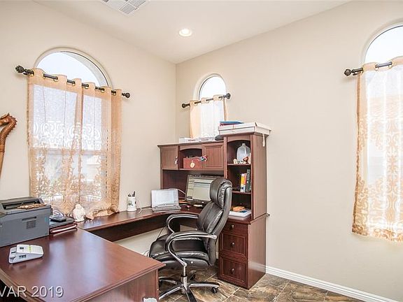 5th image of 325 Valleggia Dr
