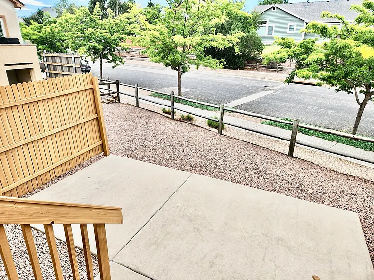 7027 Davey Crocket Ct — Photo 20