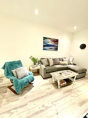 Rented by HOME RESIDENTIAL LLC | media 6