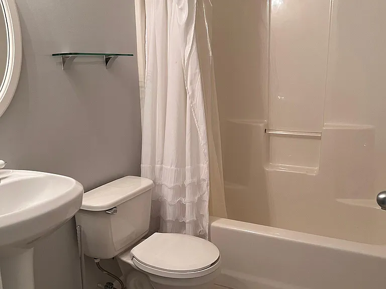 1257 Forest Hollow Ct SE — Photo 10