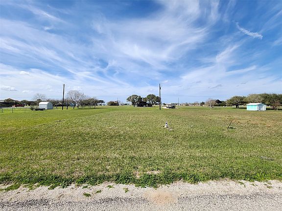 4th image of 568 Bayview Dr Lot 568