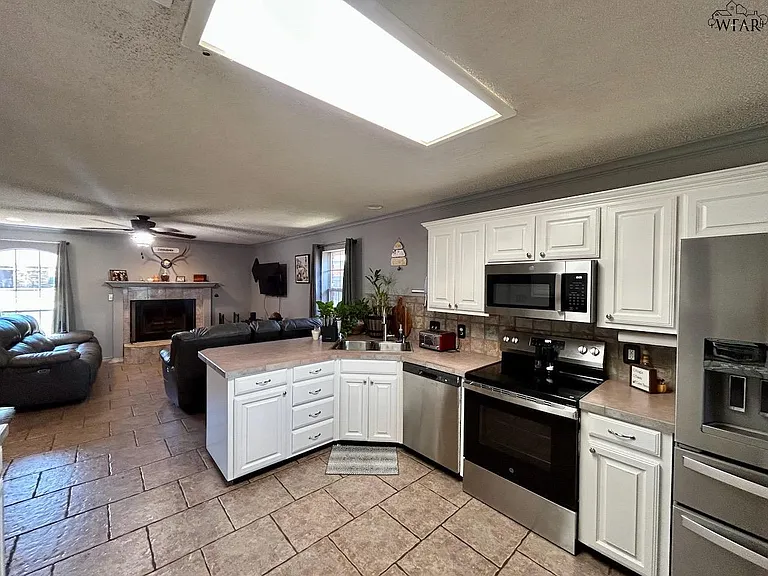 4816 Matterhorn Dr — Photo 6