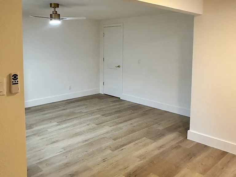 410 Randall St #9 — Photo 4