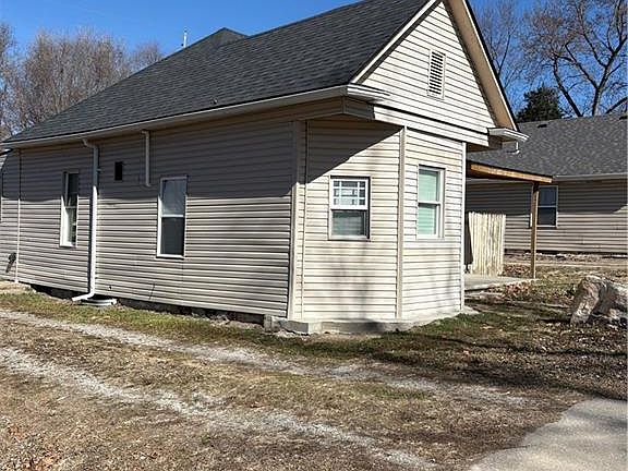 4th image of 805 Mason Ave