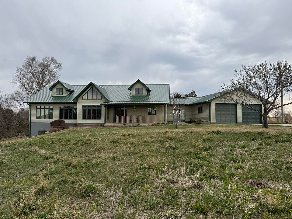 1st image of 966 38th Rd
