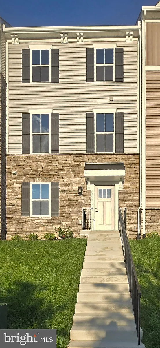 Building Photo - 9390 Tanfield Dr