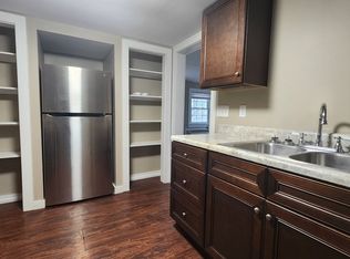 1112 Spring St, Johnson City, TN 37604