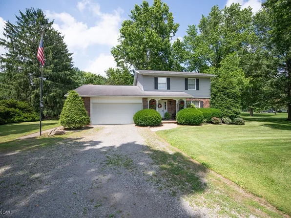 3949 Bair Rd NW, Dover, OH 44622