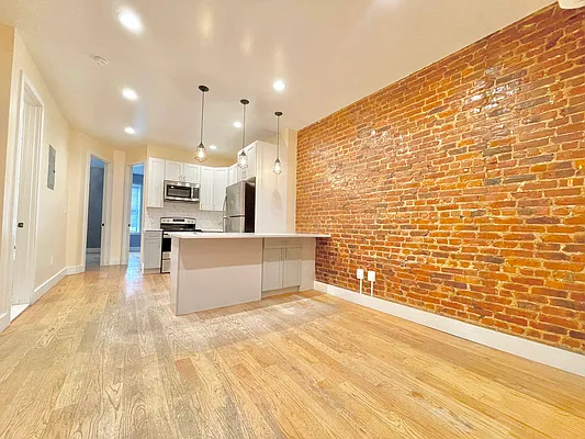 Rented by Doorway NYC, LLC | media 3