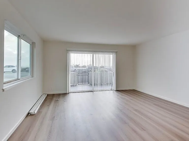 1701 Shoreline Drive — Photo 6