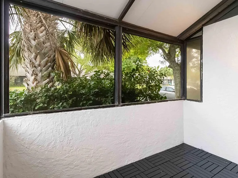 602 Rodeo Dr #602 — Photo 15
