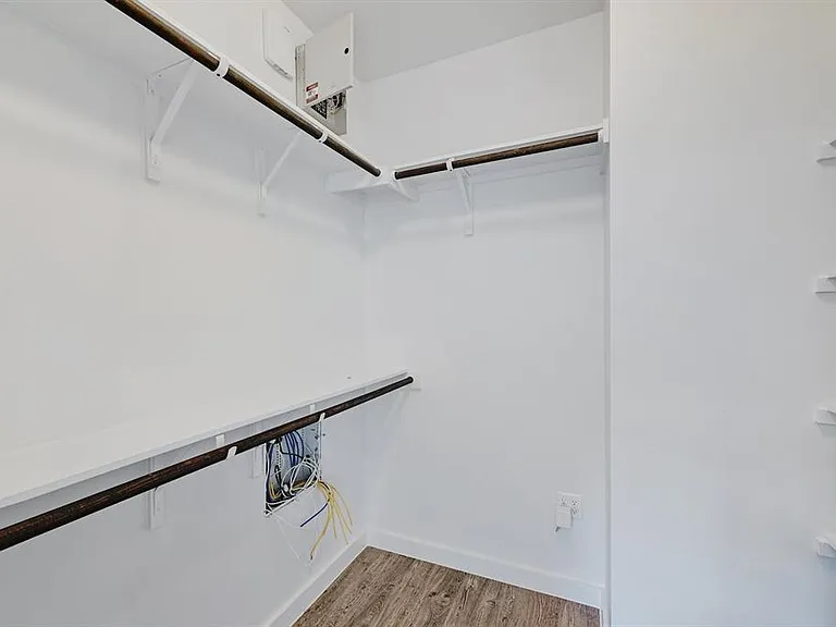 705 N Bluff Dr #11 — Photo 15