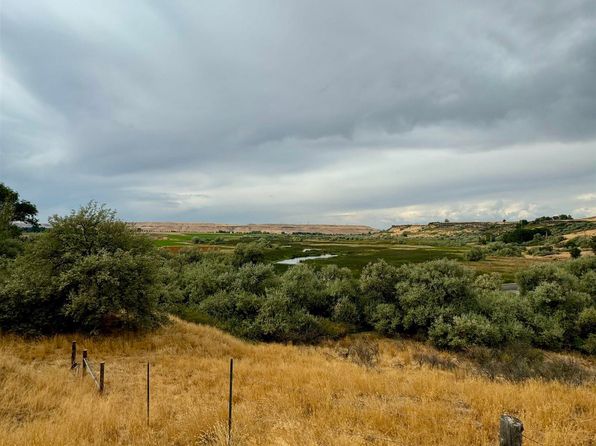 1060 Norwood Rd, Hagerman, ID 83332