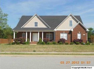 127 Autumn Spring Dr, Gurley, AL 35748