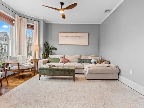 496 E 6th St #2, South Boston, MA 02127