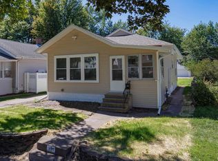 1830 32nd St, Rock Island, IL