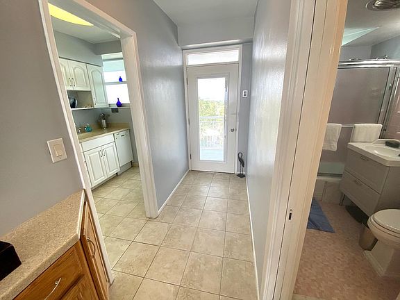 2nd image of 1920 S Ocean Dr APT 607