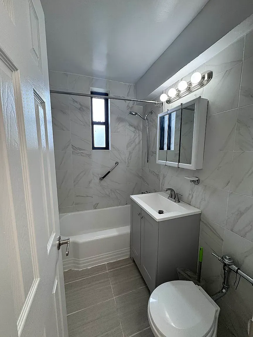 2 West End Avenue — Photo 3