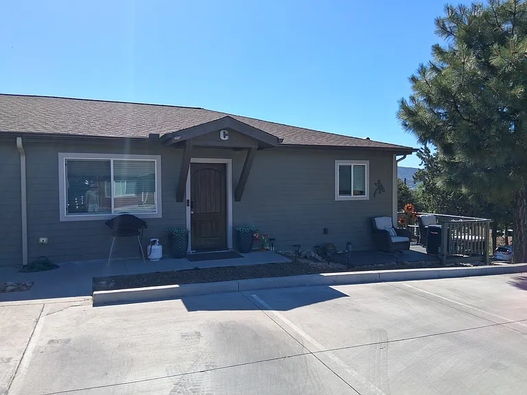 926 Whetstine Ave #C — Photo 1