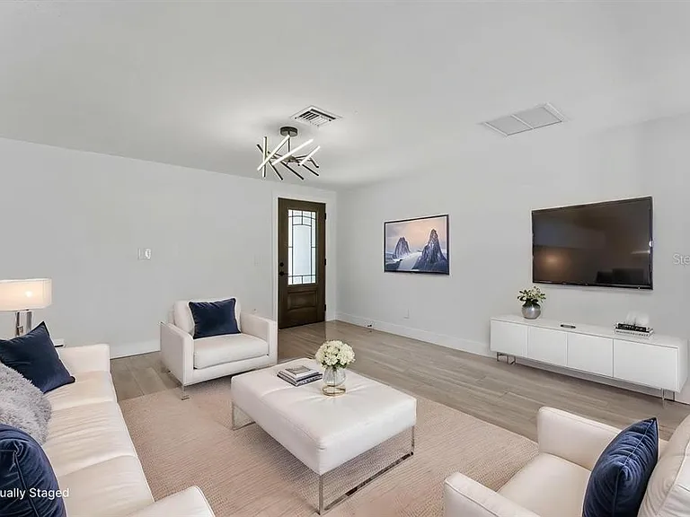5510 Bayou Grande Blvd NE — Photo 4