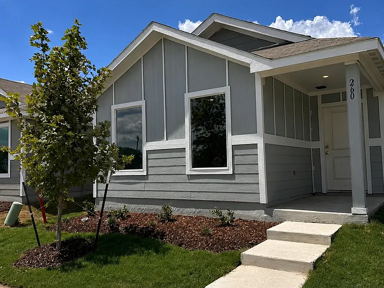 260 Jethro Ln — Photo 1