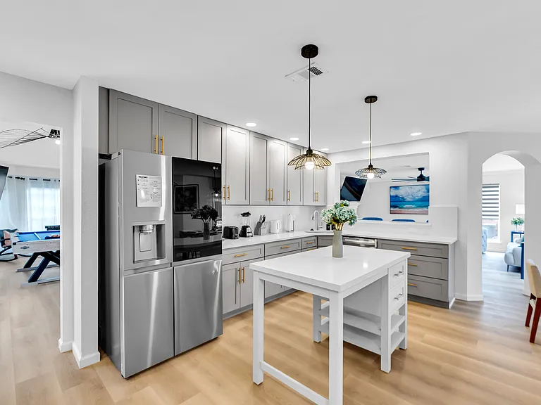 7710 Tidewater Dr — Photo 14