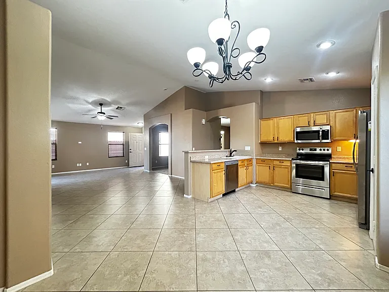 16283 W Statler St — Photo 5