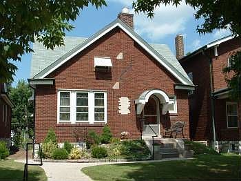 1st image of 3833 Wilmington Ave