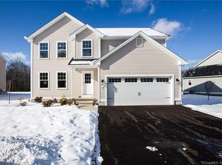 22 Woodshire Cir #22, Bristol, CT 06010