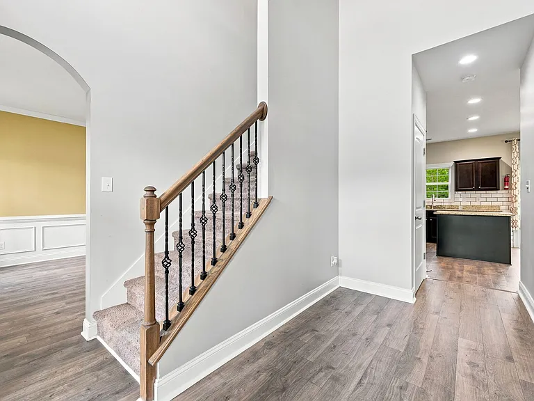 109 Rosegarten Ct — Photo 36