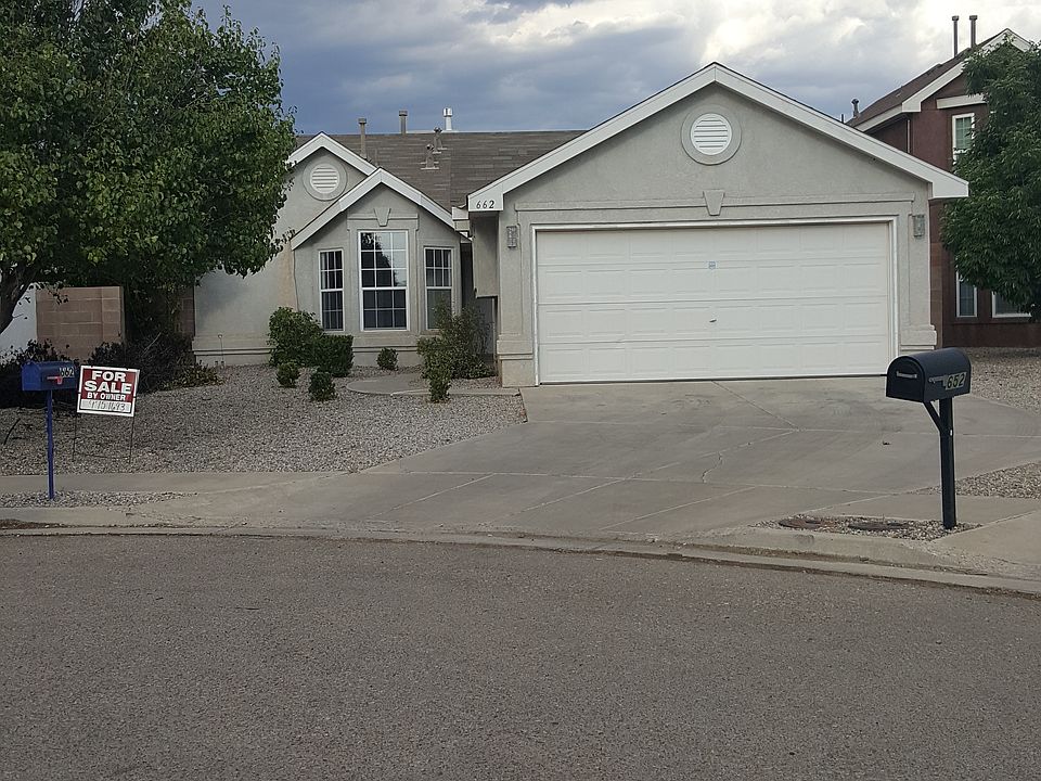 1st image of 662 Avenida Pastoral NW