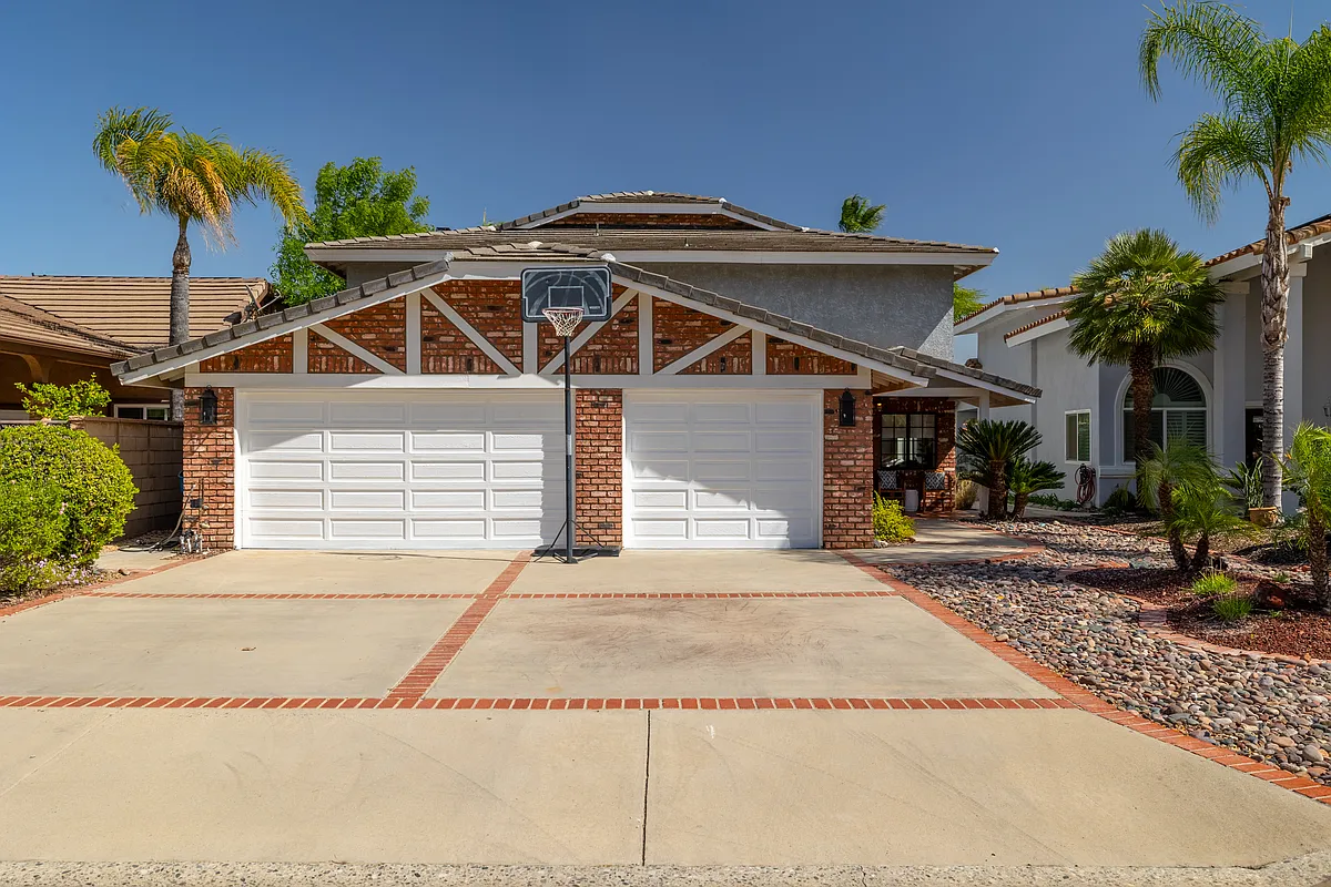 Building Photo - 30092 Clearwater Dr