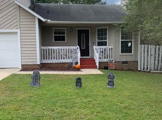 412 Mangum Ct, Fayetteville, NC 28314