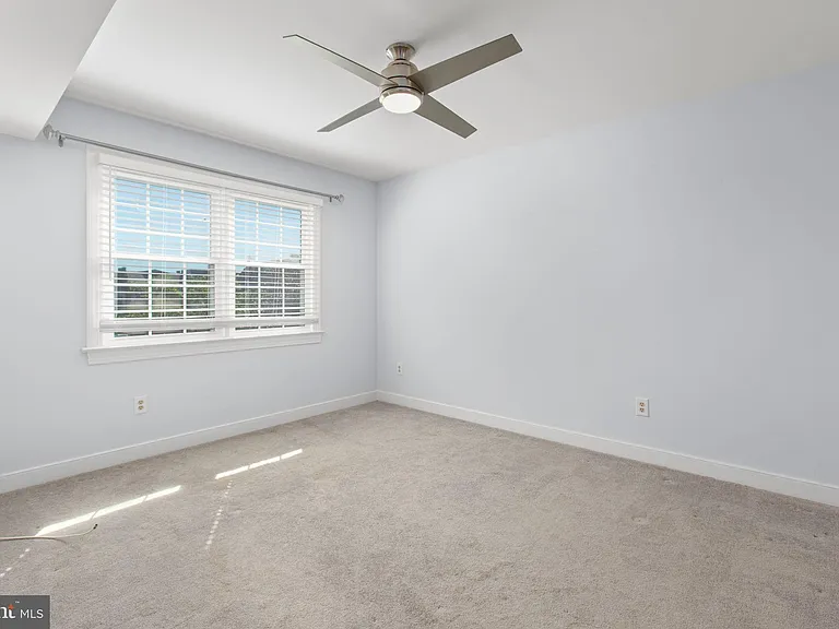 1011 Charles St #C — Photo 21