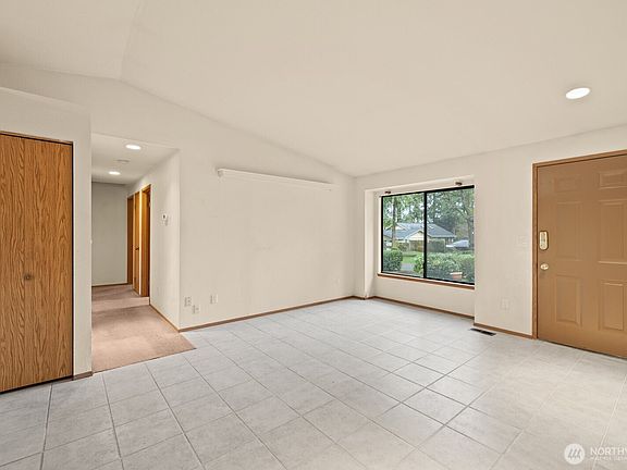 5th image of 4006 105th Street Ct