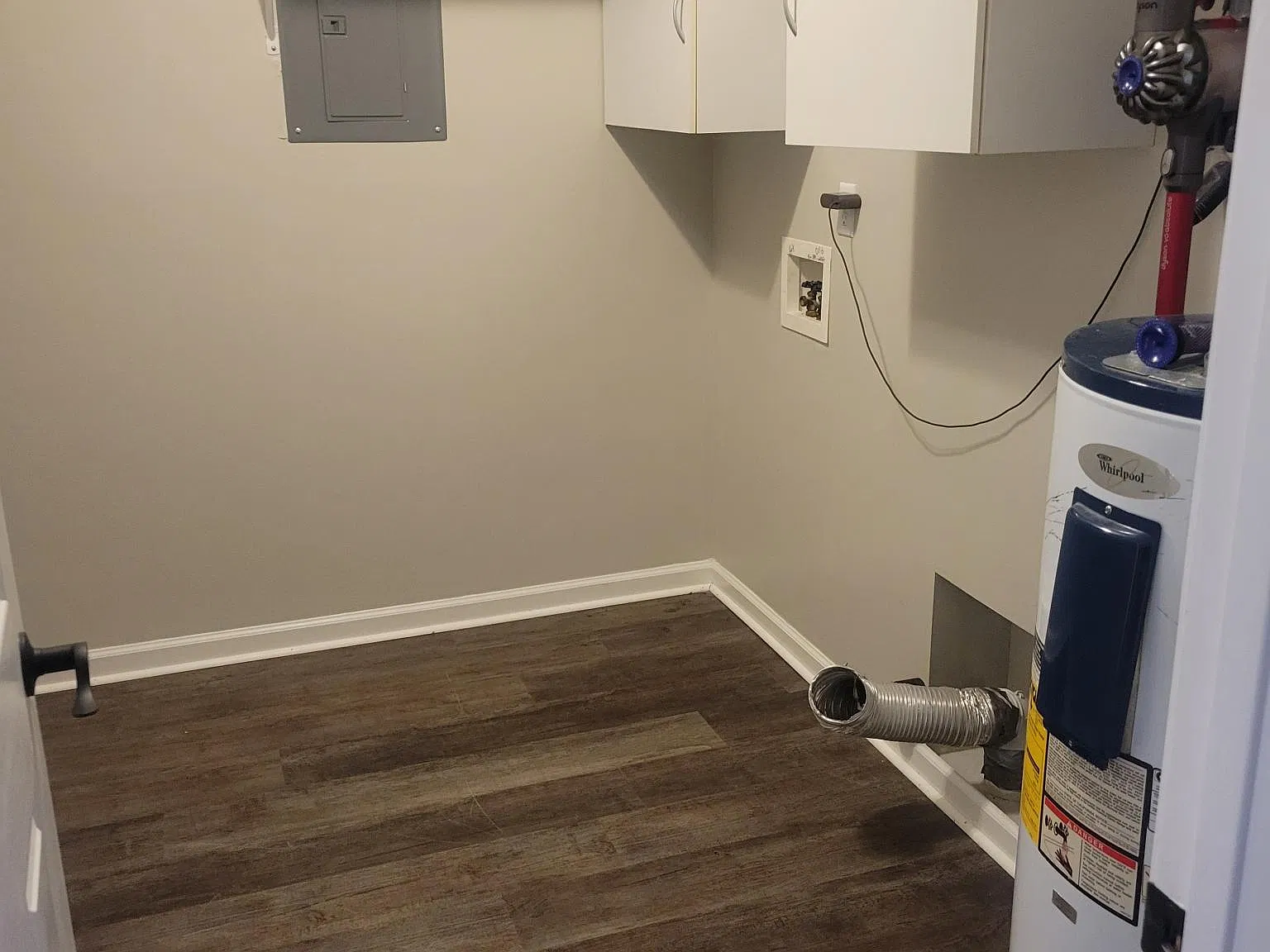 3 bed, 2257 sqft, $2,800 — Photo 4