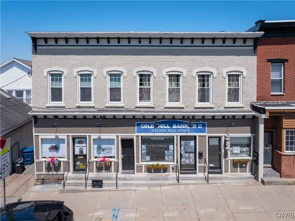 16 College St, Clinton, NY 13323