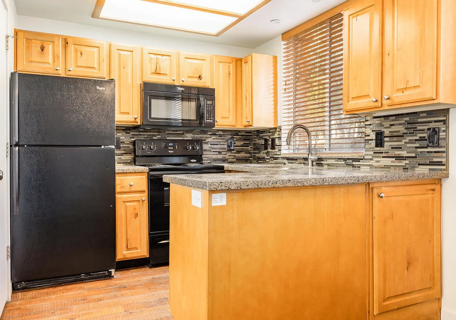 Pinebrook Condo Near Bus Line — Photo 3
