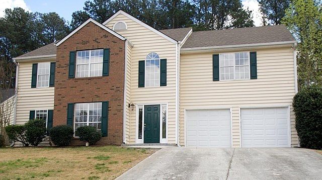 Huge, Renovated Home!