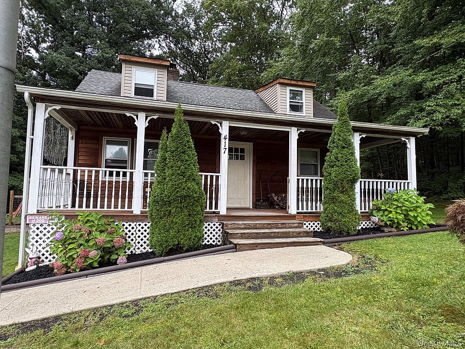 1st image of 417 Fourth Road
