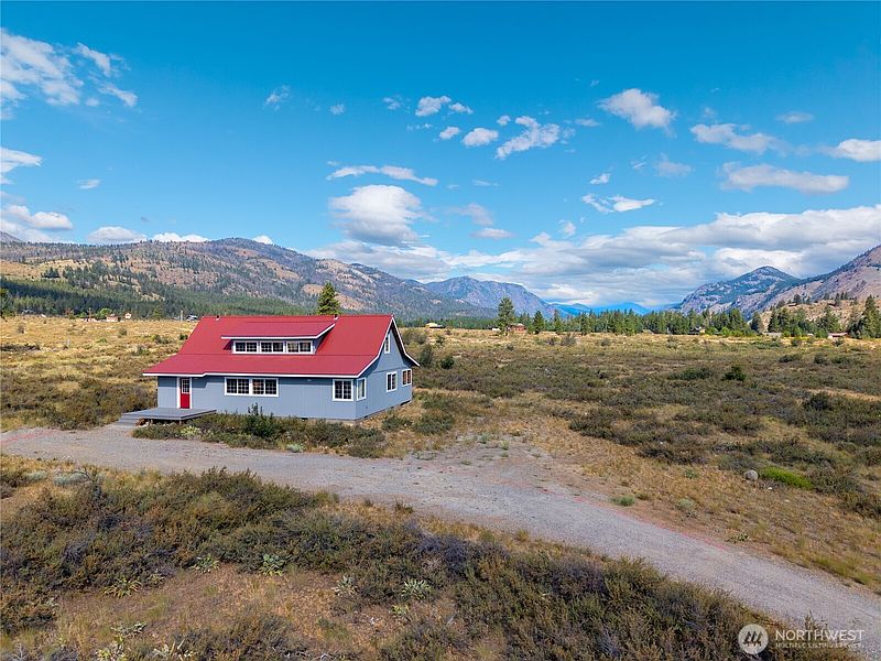 2nd image of 7 Arrowhead Road