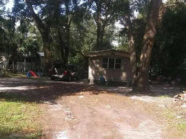 104 Persian Pl, Crescent City, FL 32112