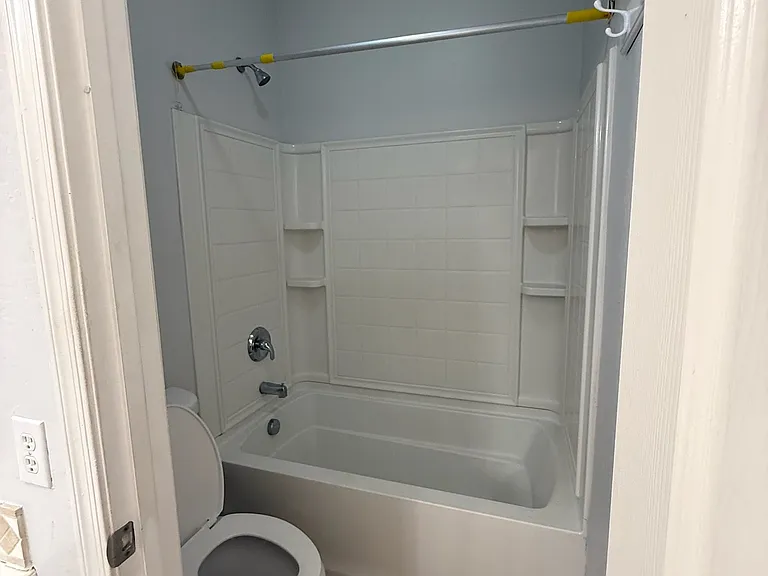 Bathroom #3 (upstairs)