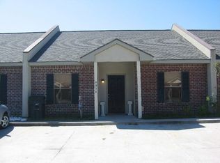 9034 Pecan Tree Dr, Baton Rouge, LA 70810