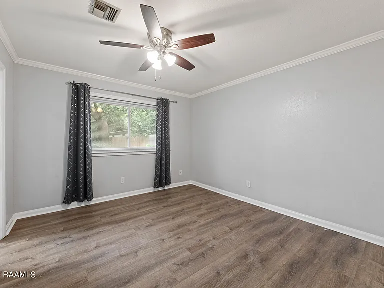 218 Debby Dr — Photo 18