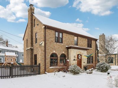 6839 Wellauer DRIVE, Wauwatosa, WI, 53213