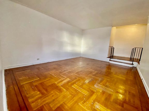 2nd image of 100 Winthrop St APT 5H