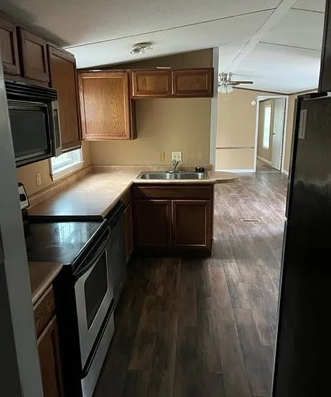 102 Cypress Lake Dr — Photo 11