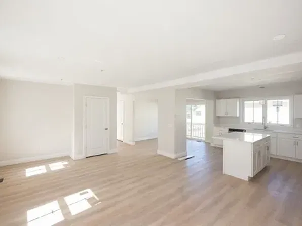 17A Mott St #A, Worcester, MA 01604